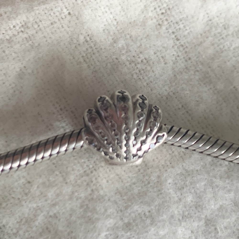 Pandora Disney Ariel shell charm